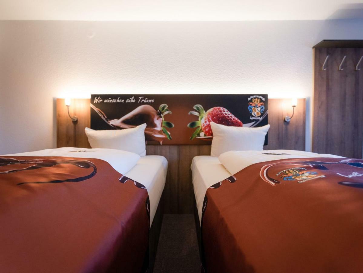 Hotel Conditorei Cafe Baier Schoemberg  外观 照片